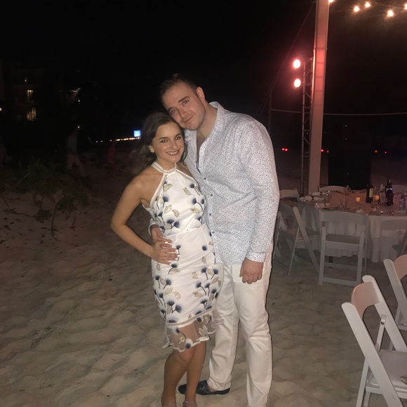 White and blue dress - Picture 6 of 8